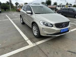 Volvo XC60 2017 Бензин