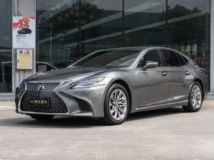 Lexus LS 2018 Бензин