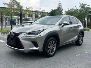 Lexus NX 2018 Бензин
