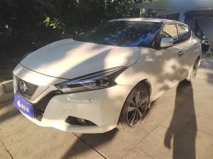 Nissan Bluebird 2019 Бензин