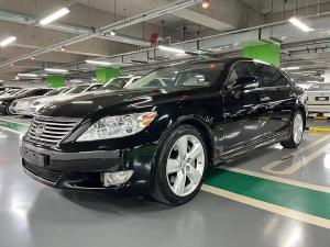 Lexus LS 2010 Бензин