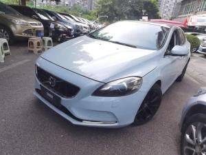 Volvo V40 2013 Бензин