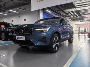 Volvo XC40 2022 Гибрид