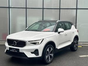 Volvo XC40 2022 Гибрид