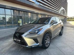 Lexus NX 2020 Бензин