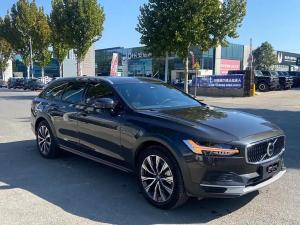Volvo V90 2023 Гибрид