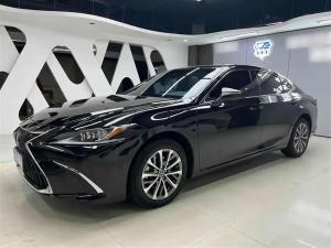 Lexus ES 2023 Бензин