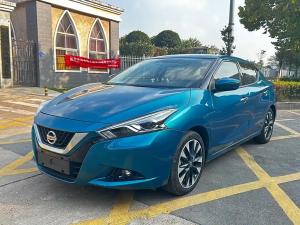 Nissan Bluebird 2016 Бензин