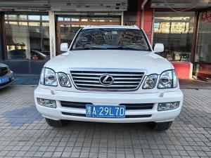 Lexus LX 2005 Бензин