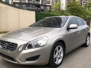 Volvo V60 2013 Бензин