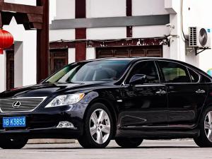 Lexus LS 2007 Бензин