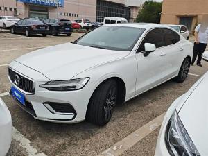 Volvo S60 2021 Гибрид