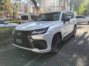 Lexus LX 2023 Бензин