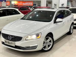 Volvo V60 2014 Бензин