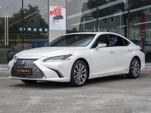 Lexus ES 2020 Гибрид