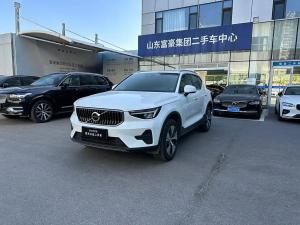 Volvo XC40 2022 Гибрид
