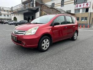 Nissan Livina 2012 Бензин