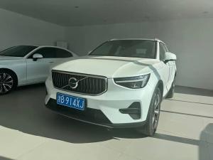 Volvo XC40 2022 Гибрид