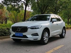 Volvo XC60 2021 Бензин