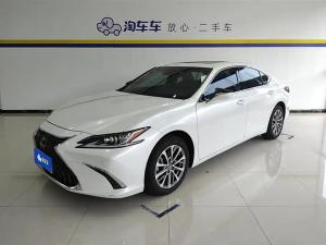 Lexus ES 2024 Бензин
