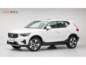 Volvo XC40 2022 Гибрид