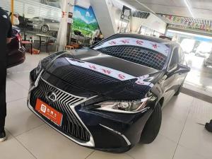 Lexus ES 2021 Бензин