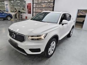 Volvo XC40 2019 Бензин