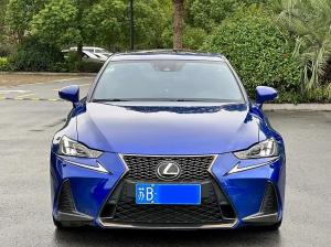 Lexus IS 2018 Бензин
