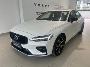 Volvo S60 2023 Гибрид