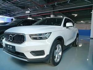 Volvo XC40 2019 Бензин