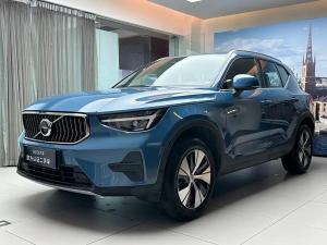 Volvo XC40 2023 Гибрид