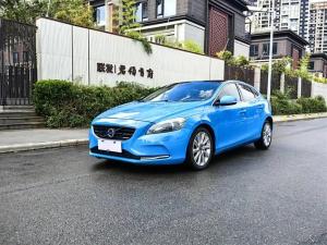 Volvo V40 2014 Бензин