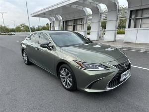 Lexus ES 2021 Бензин