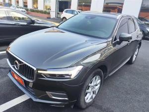 Volvo XC60 2021 Бензин