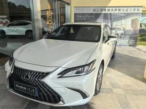 Lexus ES 2023 Бензин