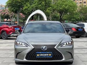 Lexus ES 2020 Гибрид