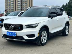 Volvo XC40 2020 Бензин