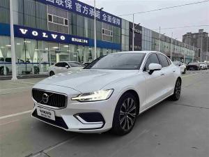 Volvo S60 2023 Гибрид