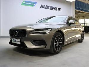 Volvo S60 2021 Бензин