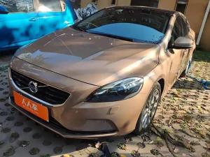 Volvo V40 2014 Бензин