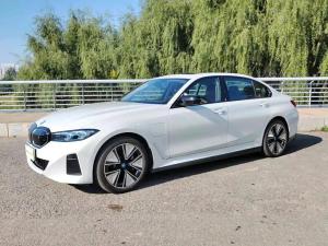 BMW i3 2024 Электрический