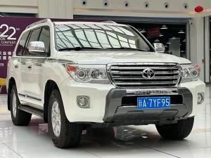 Toyota Land Cruiser Imported 2016 Бензин