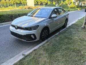 Volkswagen Lavida 2023 Бензин