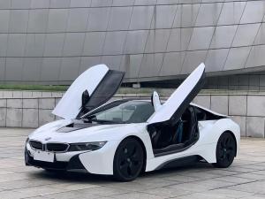 BMW i8 2018 Подключаемый гибрид