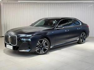 BMW i7 2023 Электрический