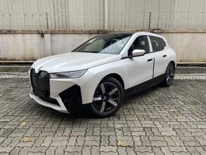 BMW iX 2024 Электрический