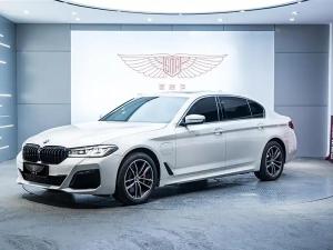 BMW 5 Series 2023 Подключаемый гибрид