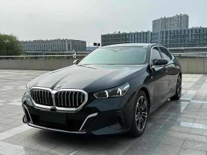BMW 5 Series 2024 Гибрид