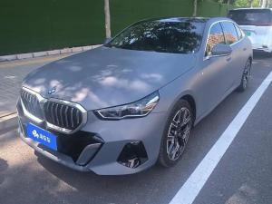 BMW 5 Series 2024 Гибрид