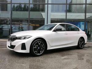 BMW i3 2023 Электрический